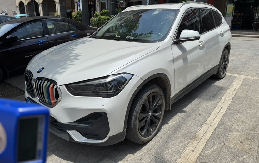 BMW X1 2021 BMW X1 2021 car image