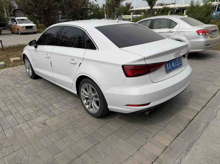 Audi A3 2018 car image #4