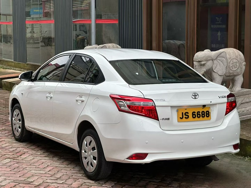 Toyota Vios 2015 #9 Toyota Vios 2015 car image #9