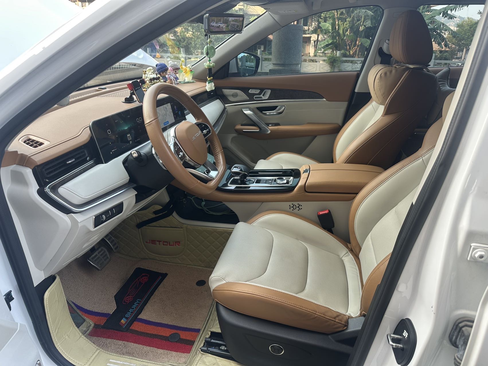 Jetour X70 PLUS 2021 #6 Jetour X70 PLUS 2021 car image #6