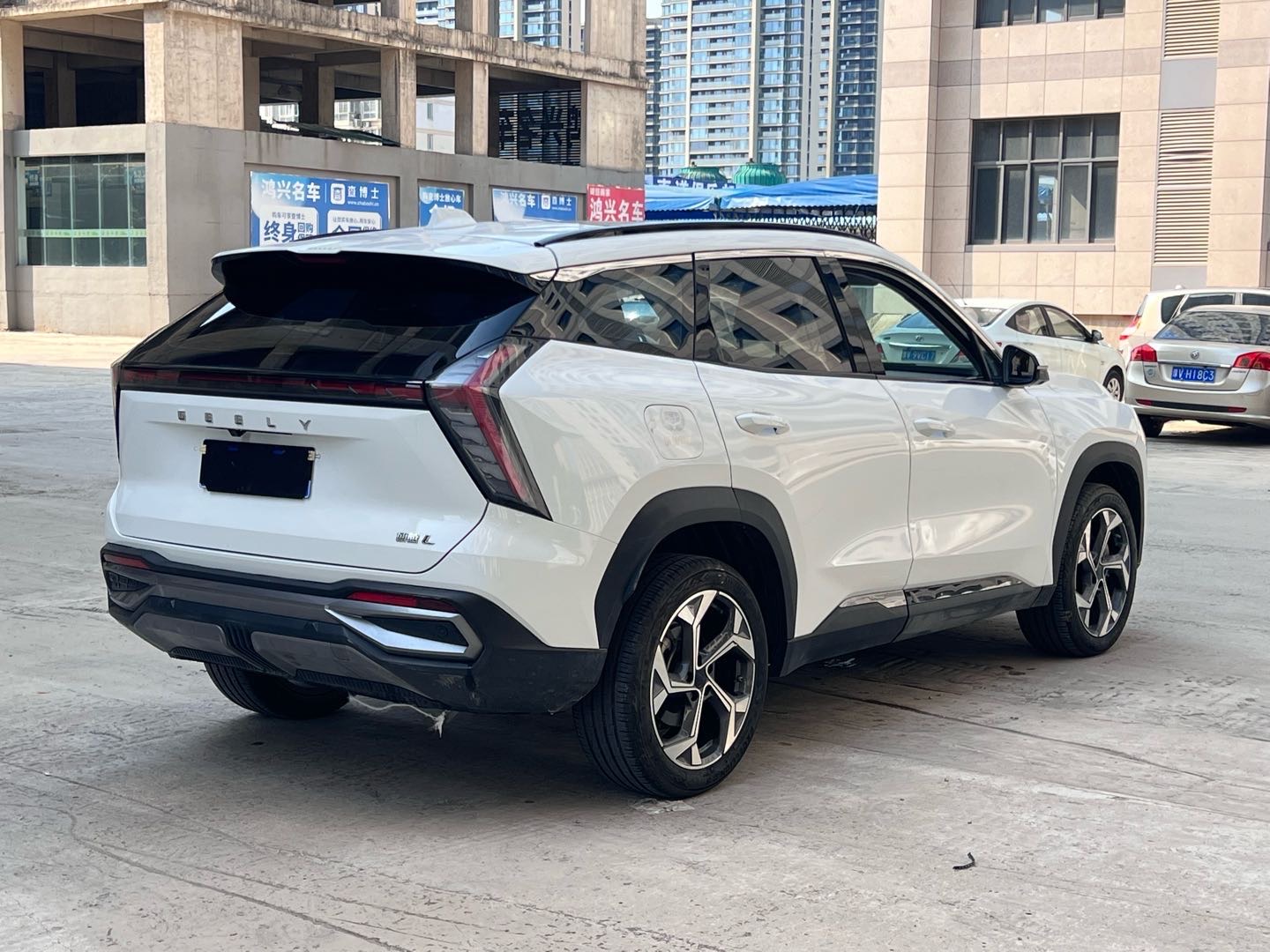 GEELY Boyue L 2024 صورة سيارة #7