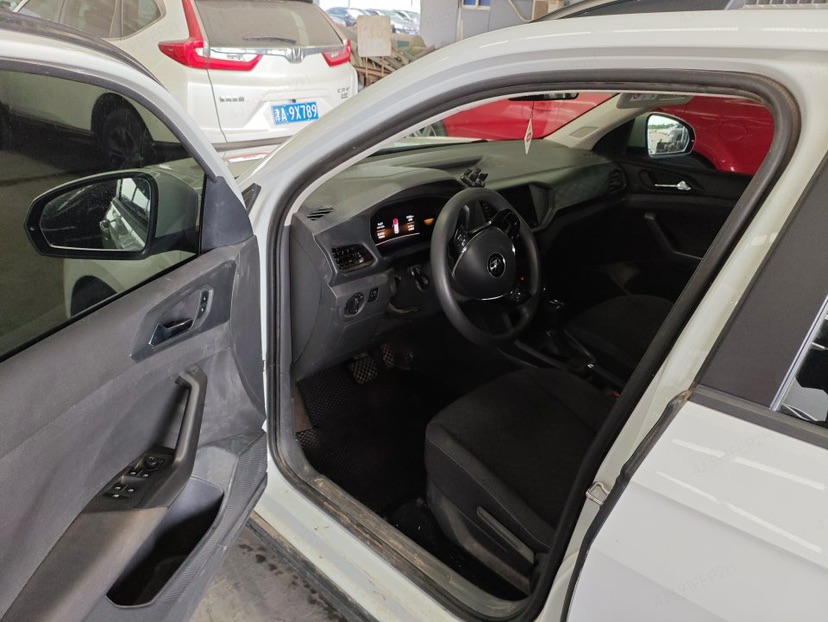 Volkswagen T-Cross 2023 #4 Volkswagen T-Cross 2023 car image #4