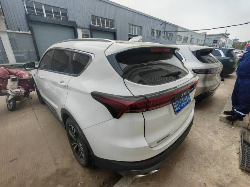 Jetour X70 PLUS 2021 car image #3