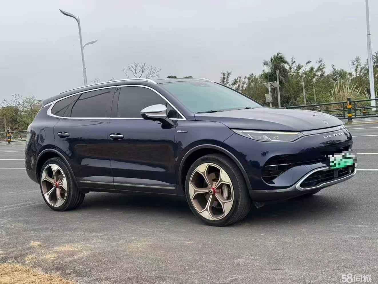 Denza X 2021 car image #3