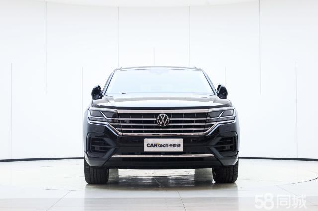 Volkswagen Touareg 2024 car image #2