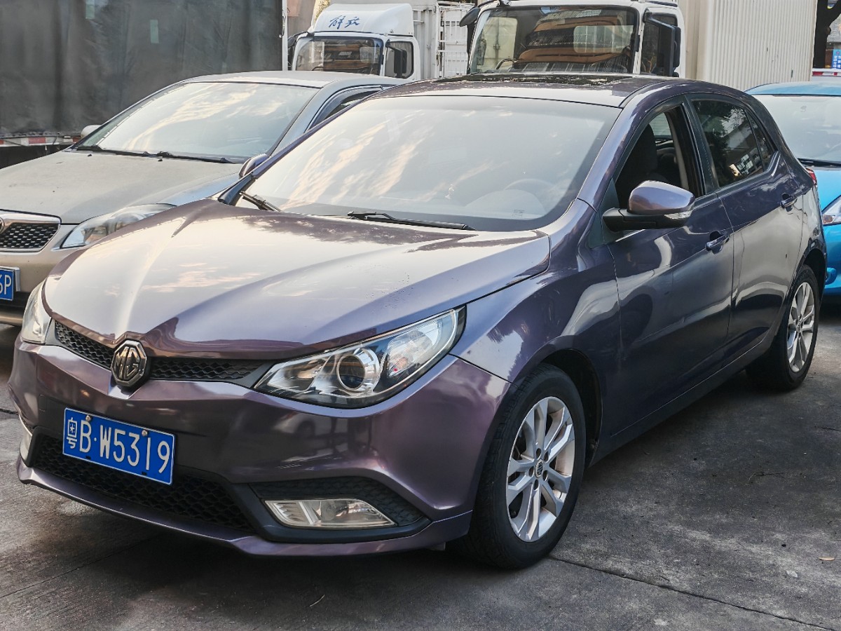 MG 5 2013 MG 5 2013 car image