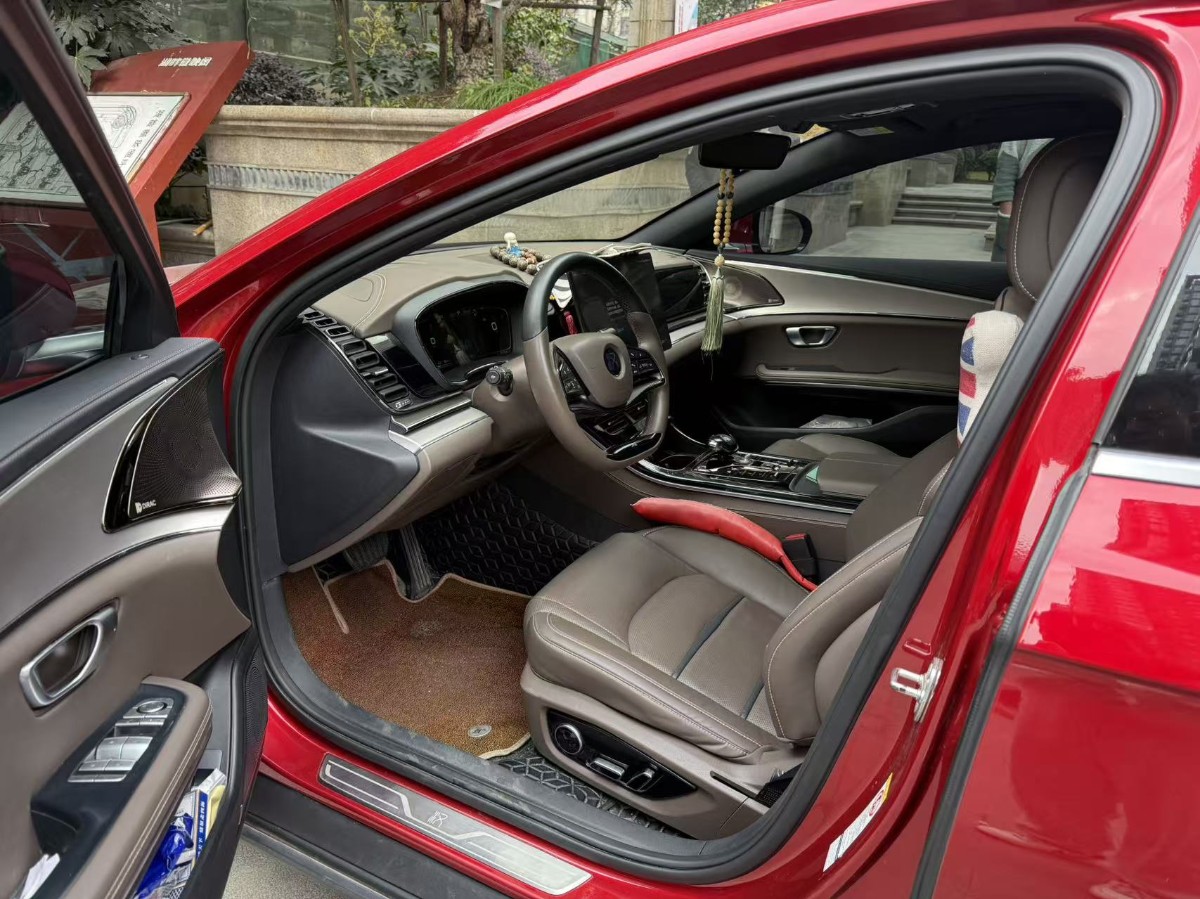 BYD Han 2021 #3 BYD Han 2021 car image #3