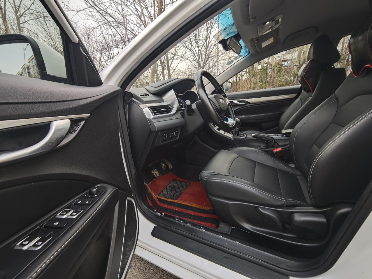 GEELY Emgrand 2020 #9 GEELY Emgrand 2020 car image #9