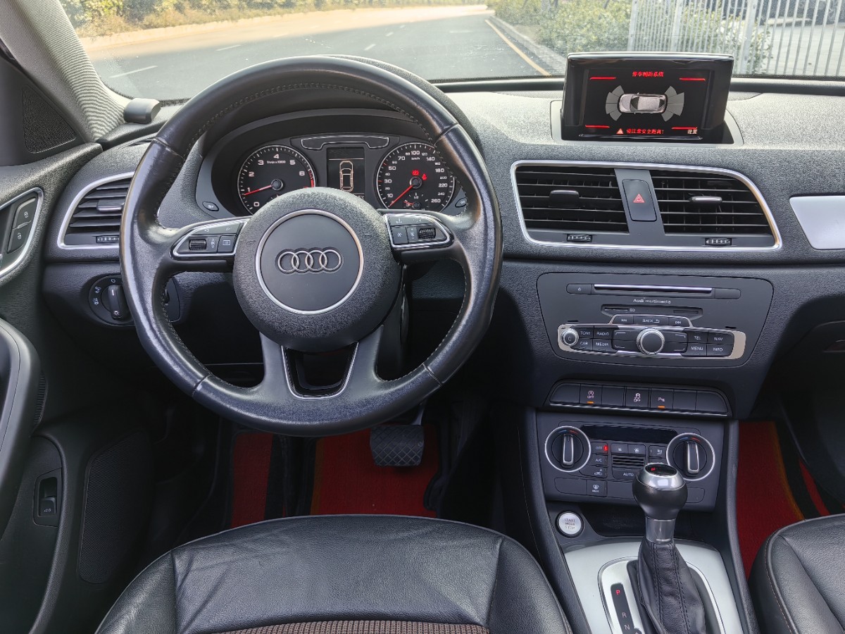 Audi Q3 2019 #10 Audi Q3 2019 car image #10