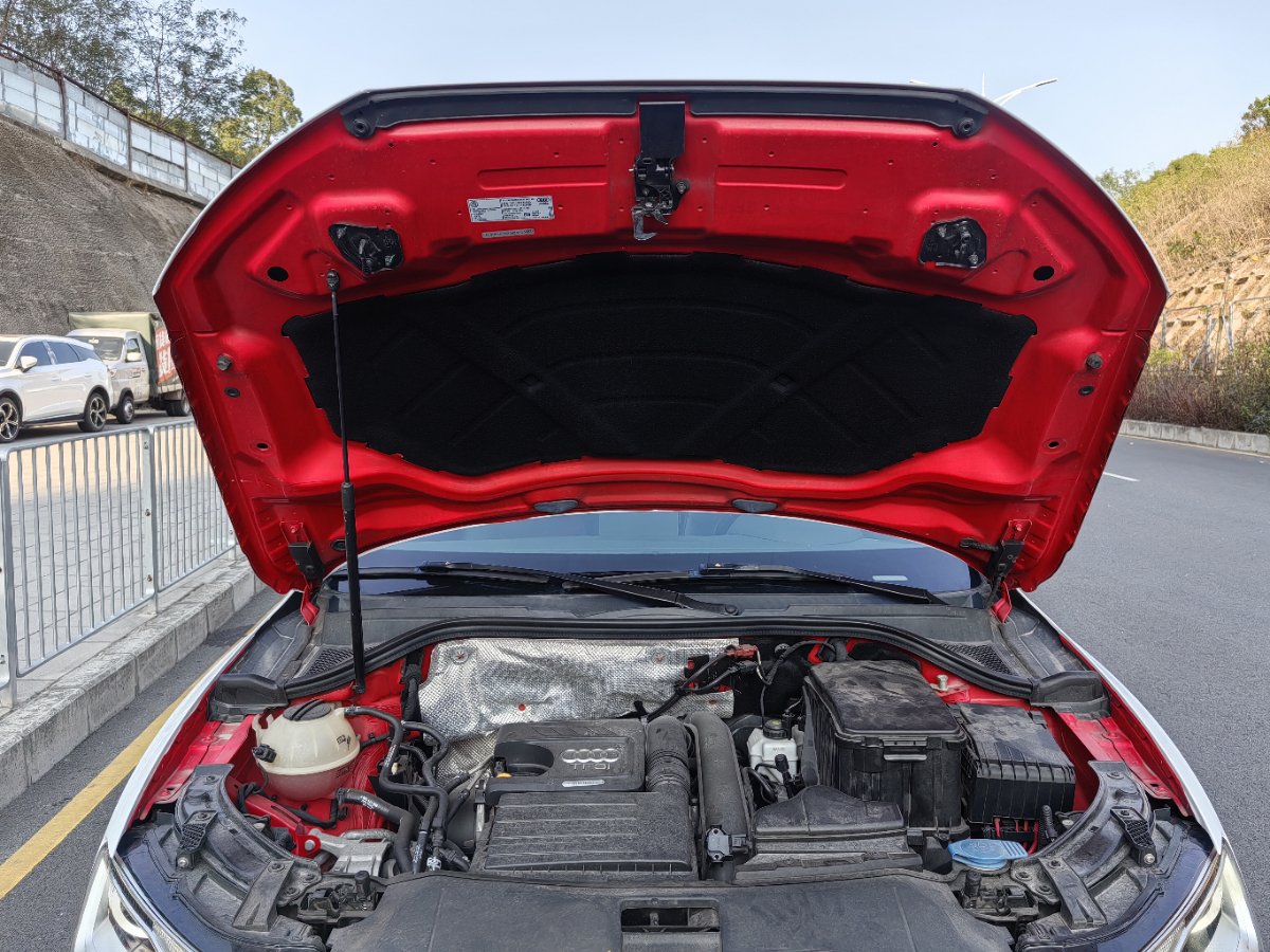 Audi Q3 2019 #13 Audi Q3 2019 car image #13