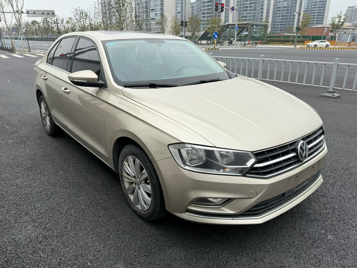 Volkswagen Bora 2017 car image #3