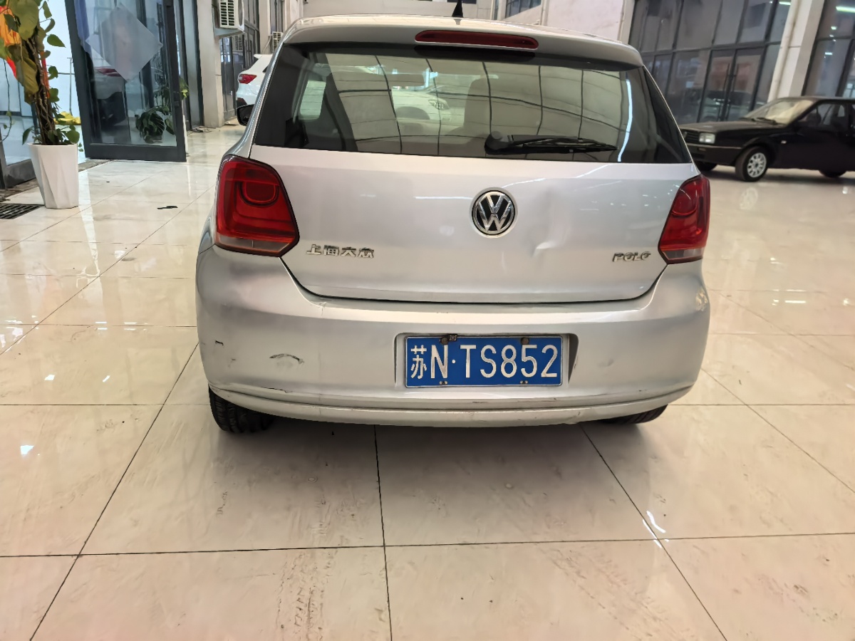 Volkswagen Polo 2013 car image #4