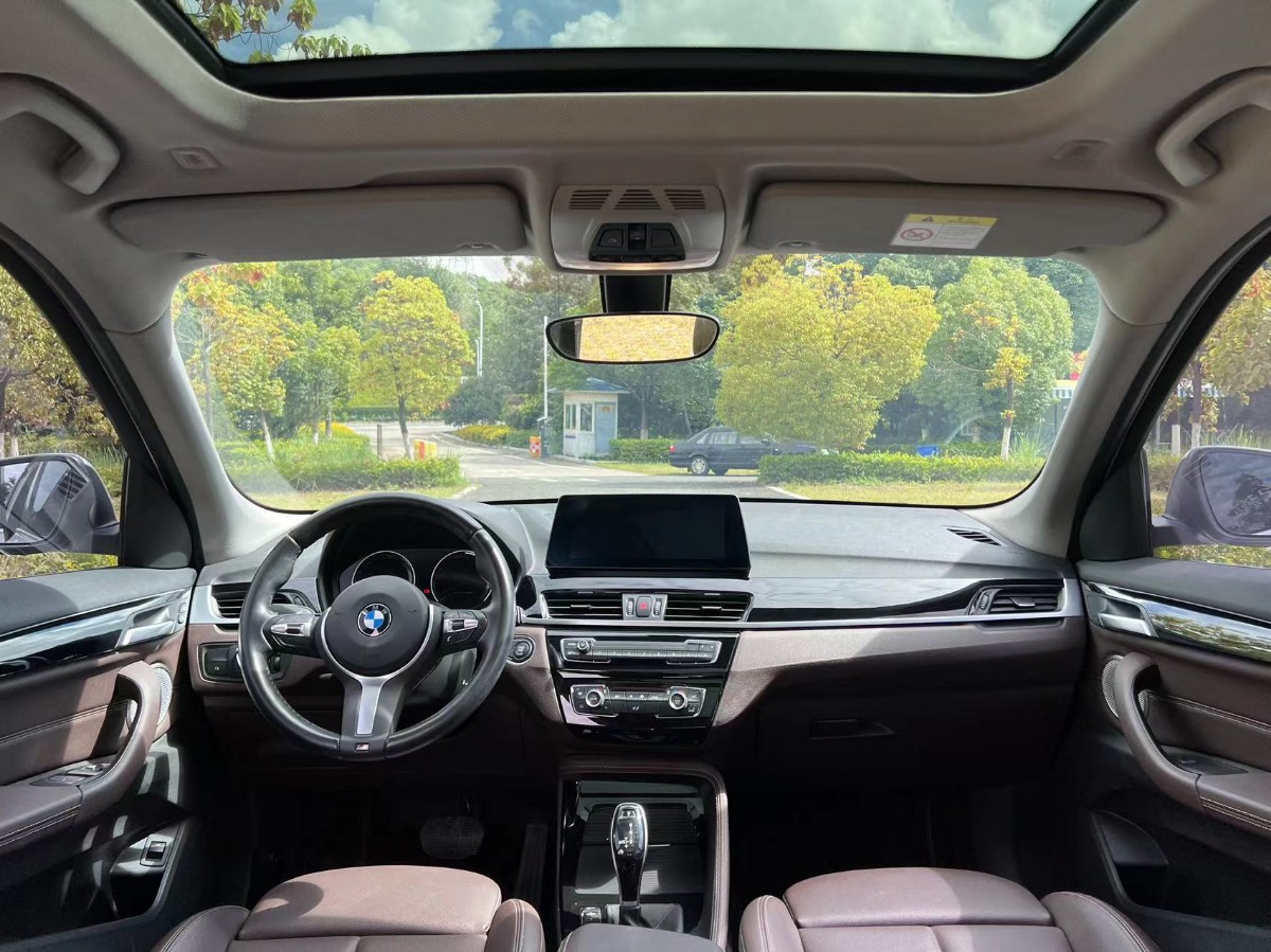 BMW X1 2021 car image #9