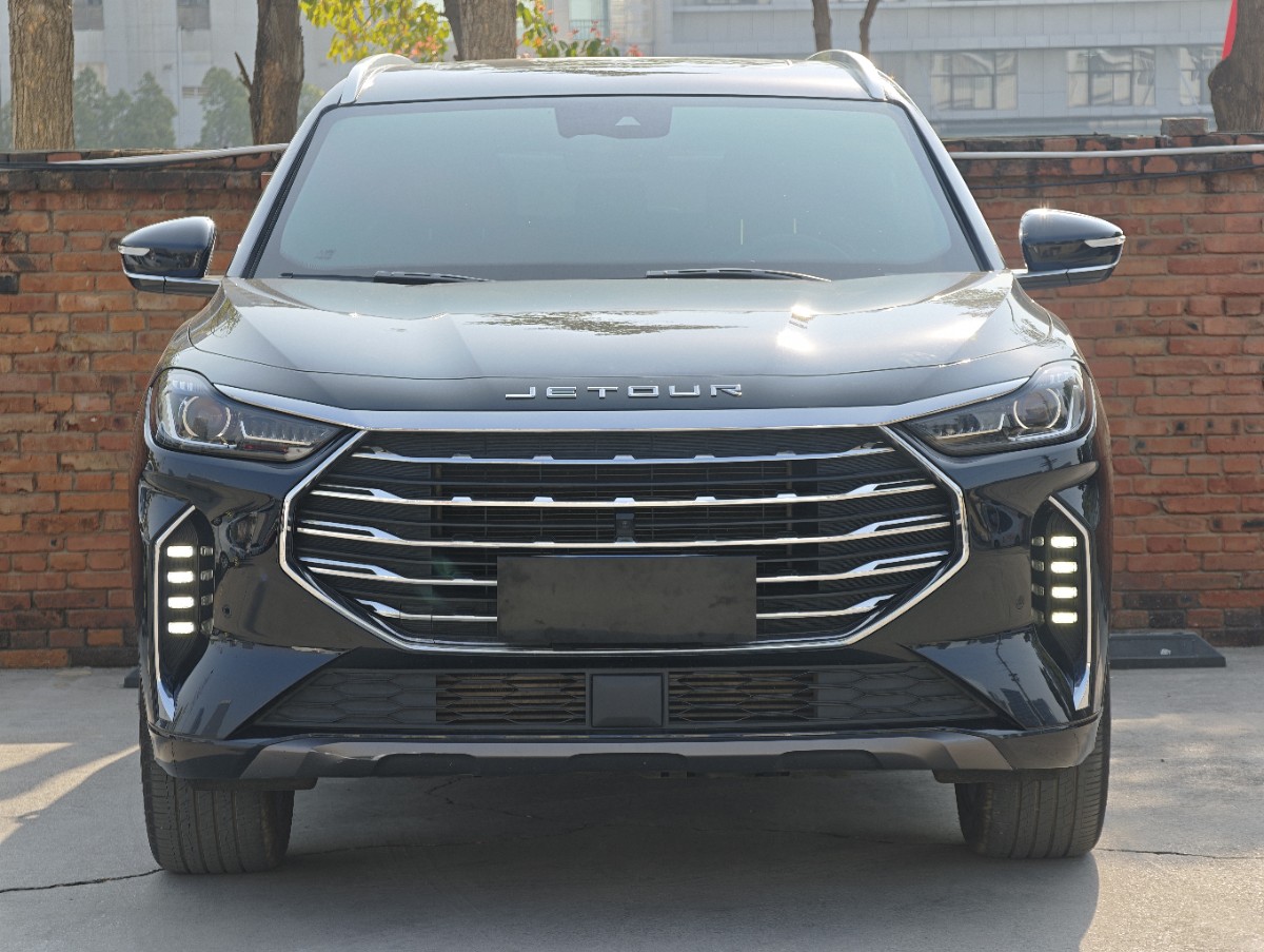 Jetour X70 PLUS 2022 car image #2