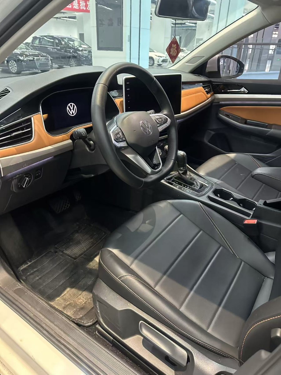 Volkswagen Bora 2022 car image #4