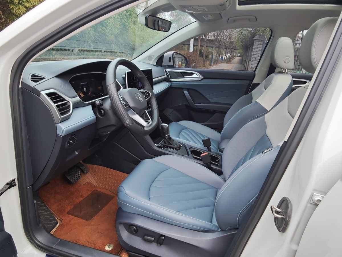 Volkswagen Tharu 2024 car image #9