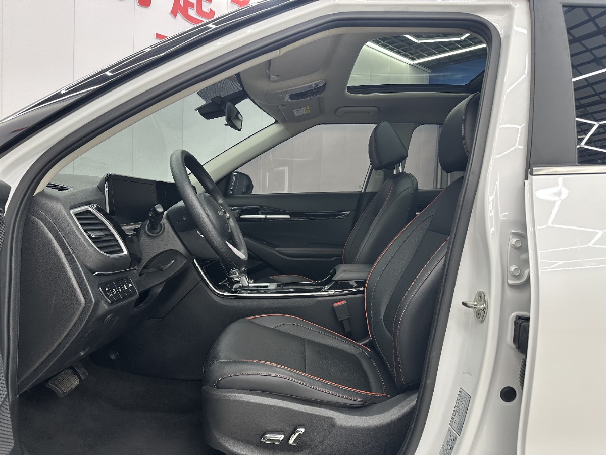 Kia Seltos 2023 car image #4