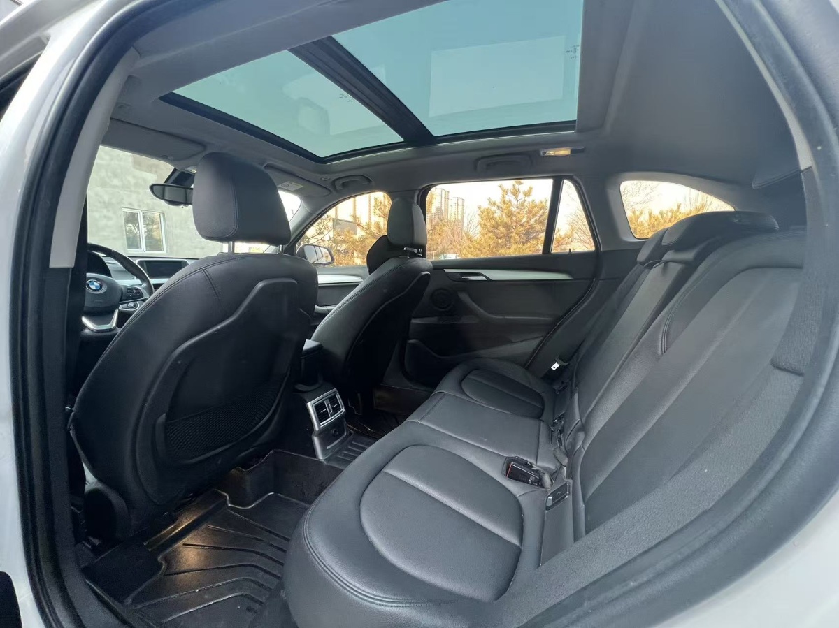BMW X1 2018 #5 BMW X1 2018 car image #5