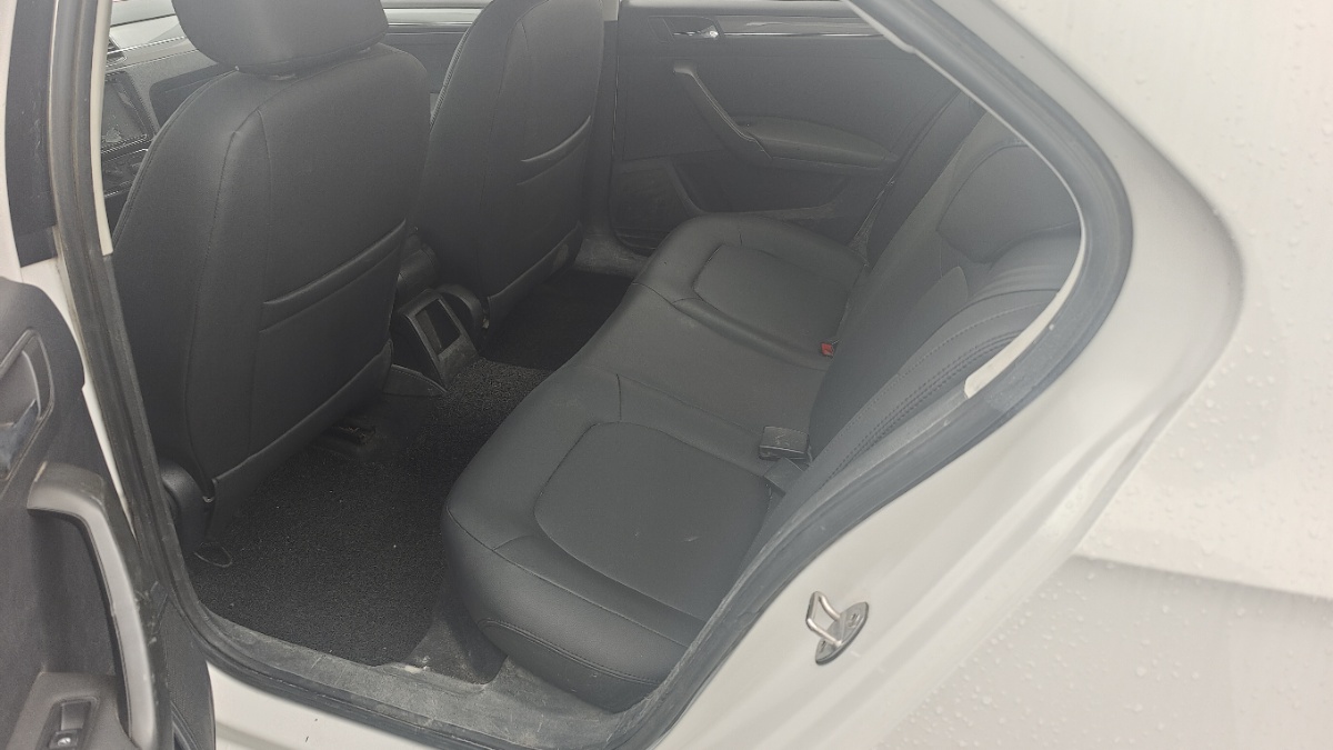 Volkswagen Santana 2016 car image #4