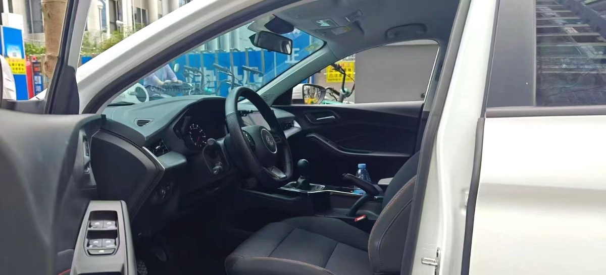 MG 5 2023 car image #6