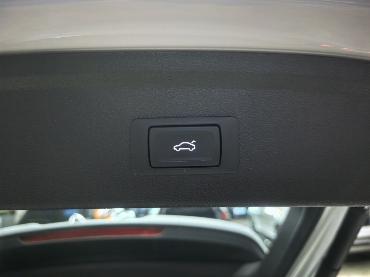 Audi A3 2023 car image #27