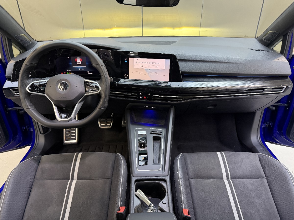 Volkswagen Golf 2021 car image #6