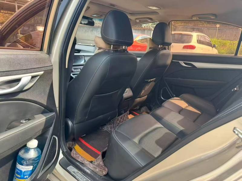 GEELY Emgrand 2018 #12 GEELY Emgrand 2018 car image #12