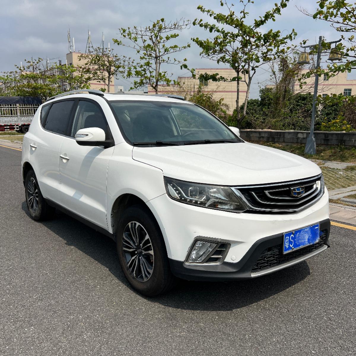 GEELY Vision X6 2018 car image 