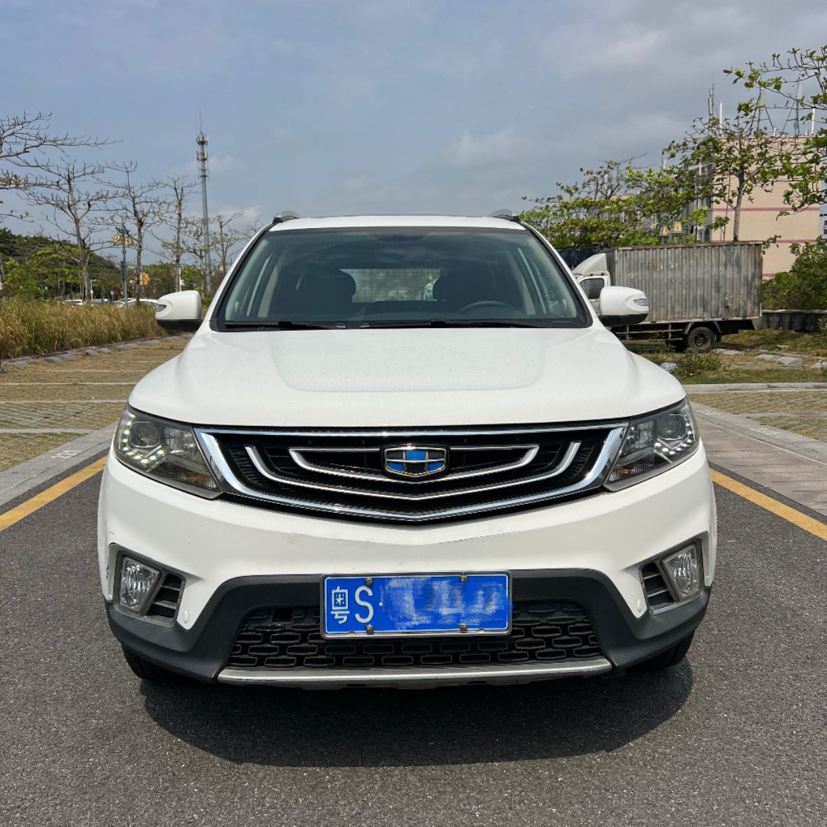 GEELY Vision X6 2018 car image #2