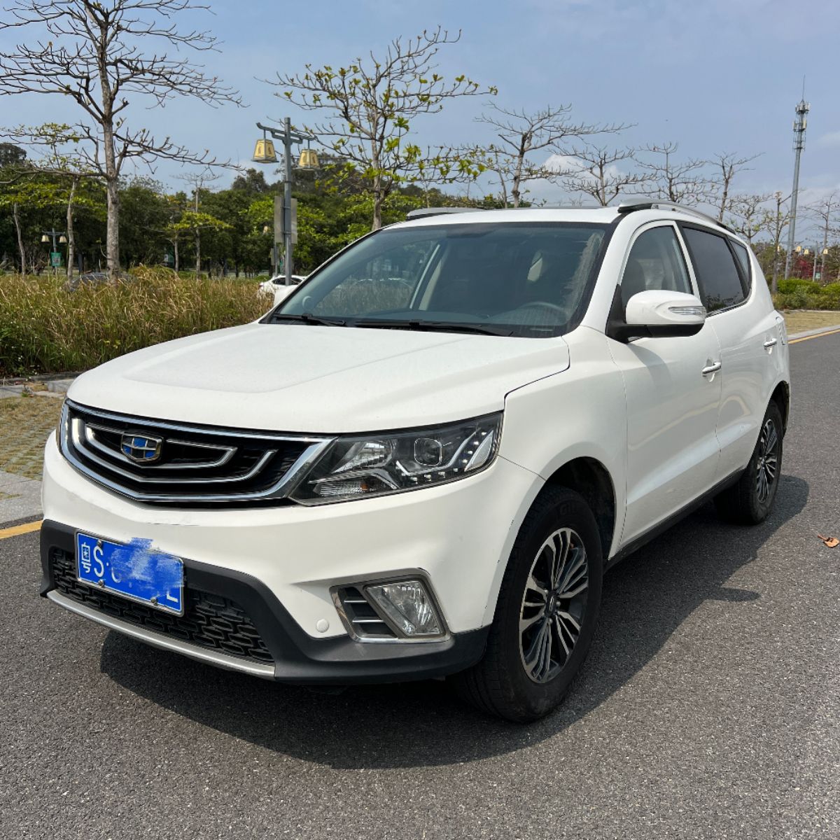 GEELY Vision X6 2018 car image #3