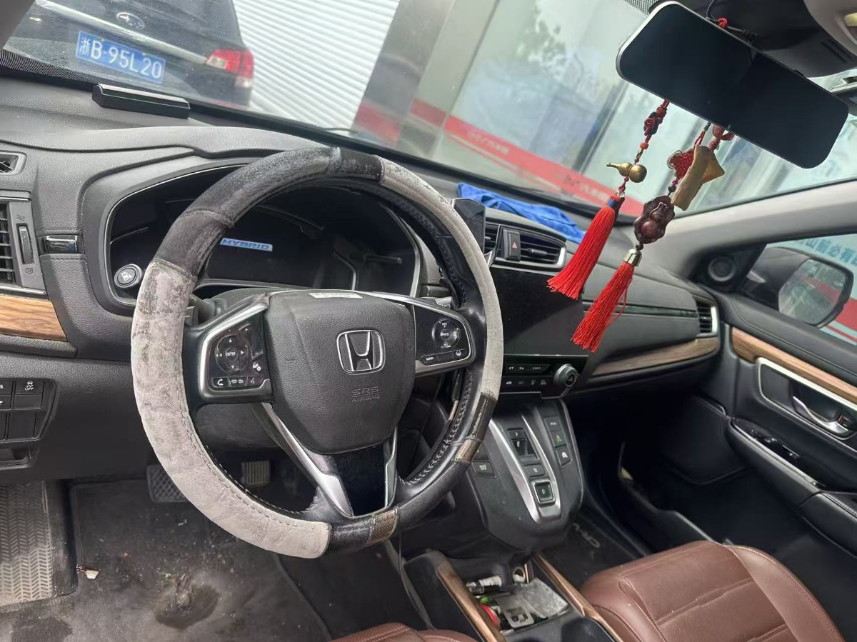Honda CR-V 2019 car image #3
