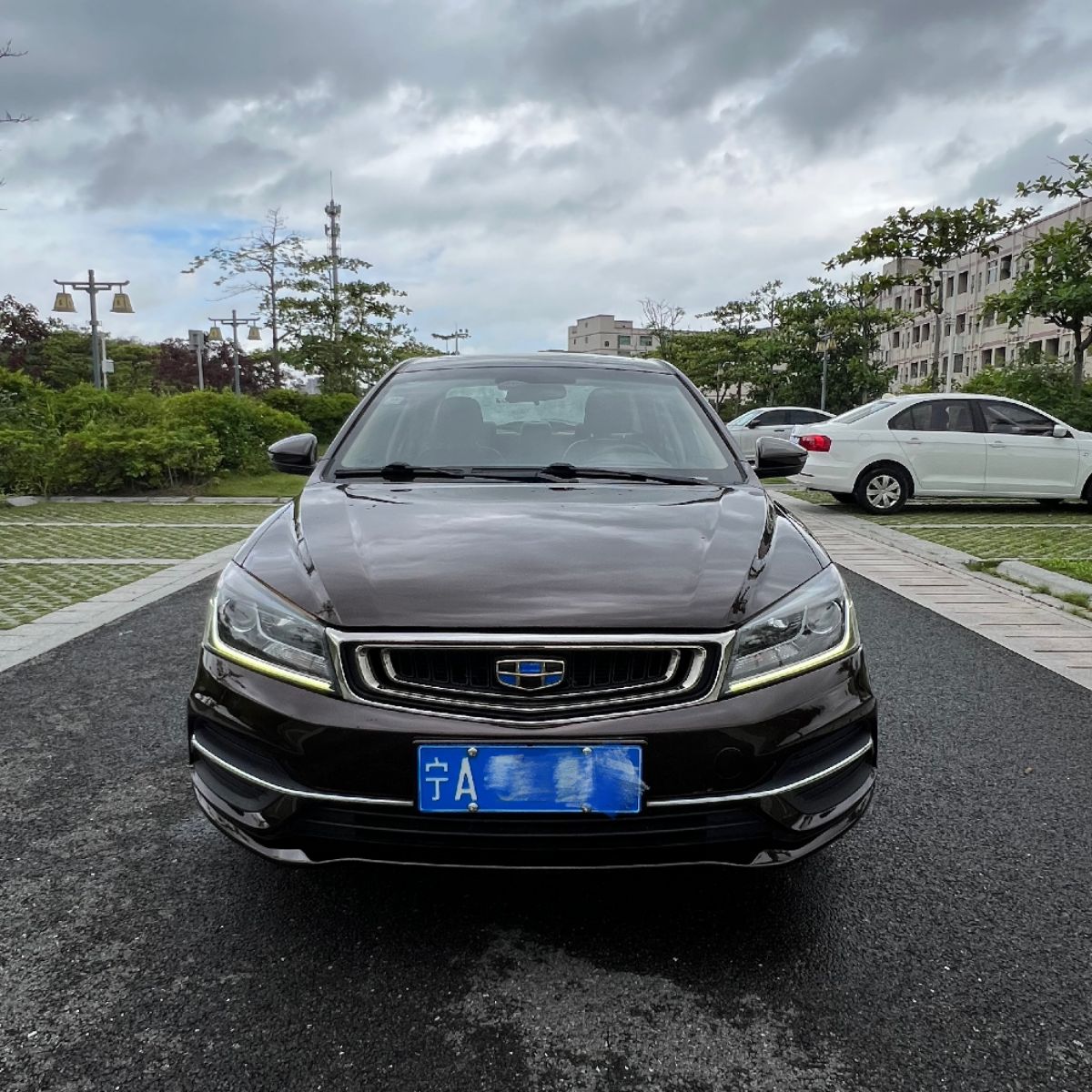 GEELY Emgrand 2019 #2 GEELY Emgrand 2019 car image #2