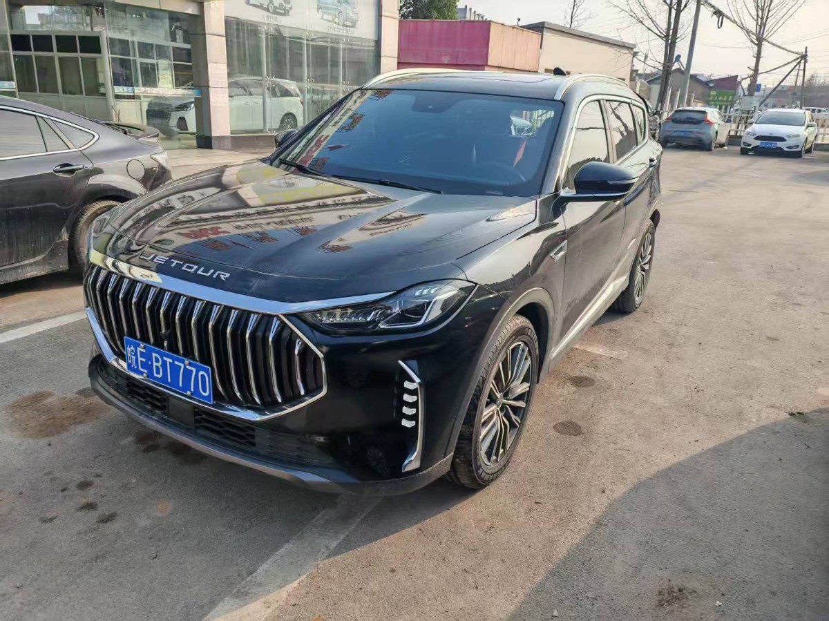 Jetour X70 PLUS 2024 car image #3