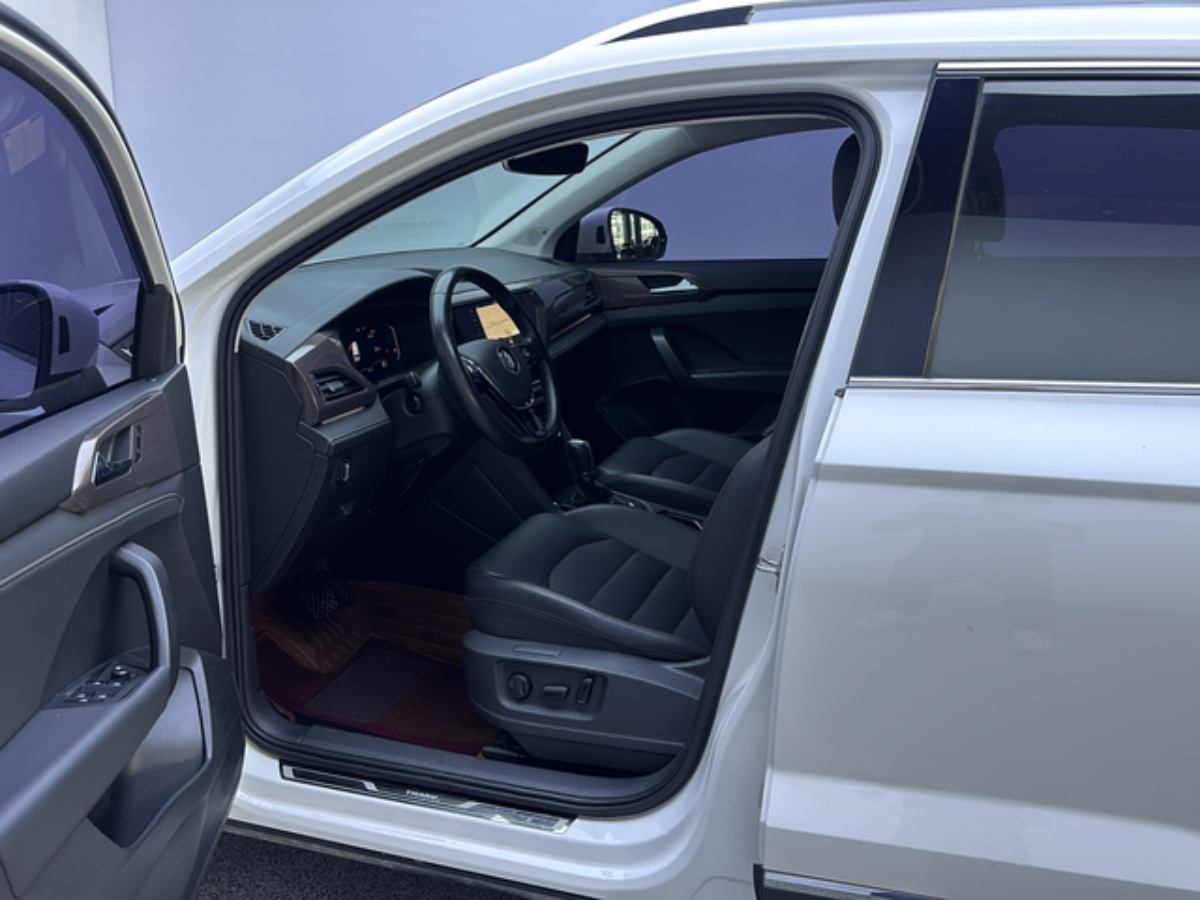Volkswagen Tharu 2020 car image #7