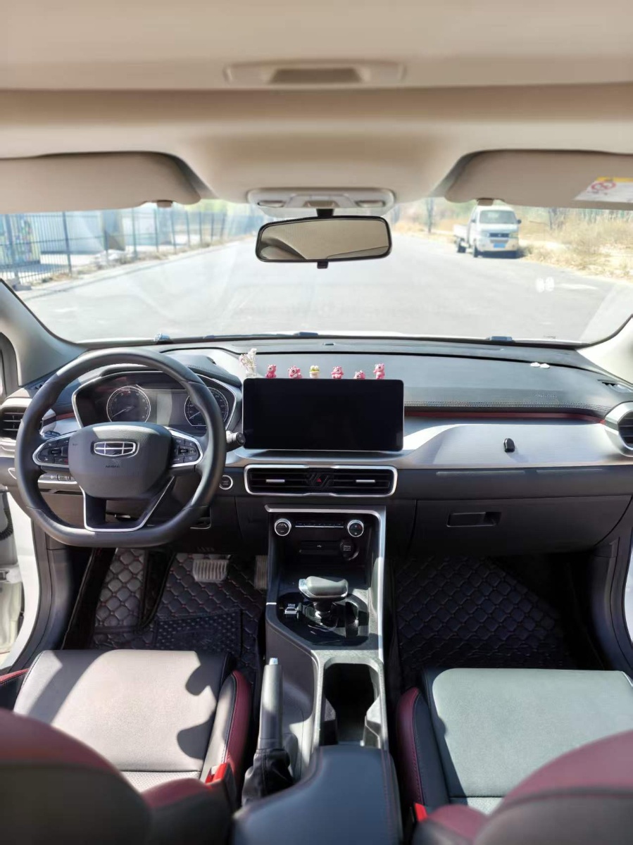 GEELY Coolray 2022 #5 GEELY Coolray 2022 car image #5