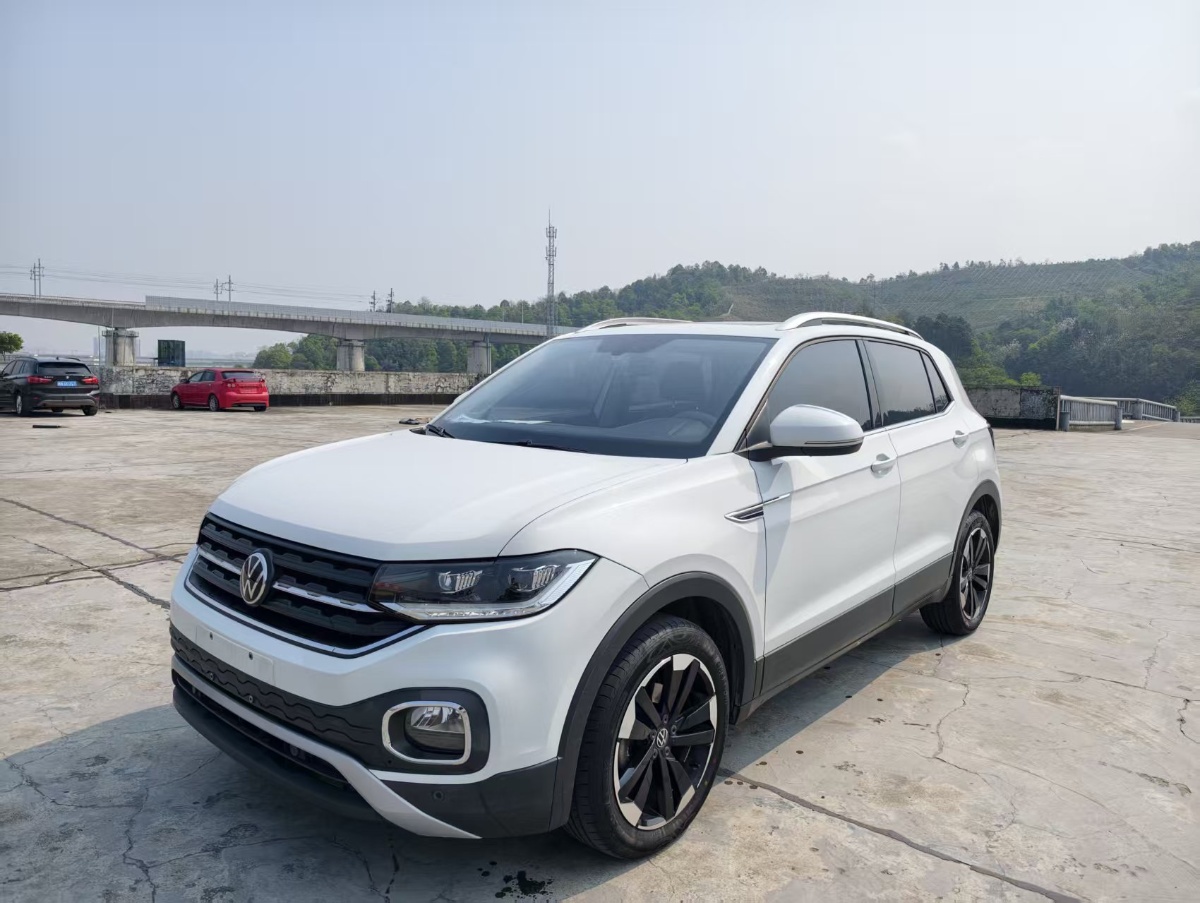 Volkswagen Tacqua 2021 immagine di auto #2