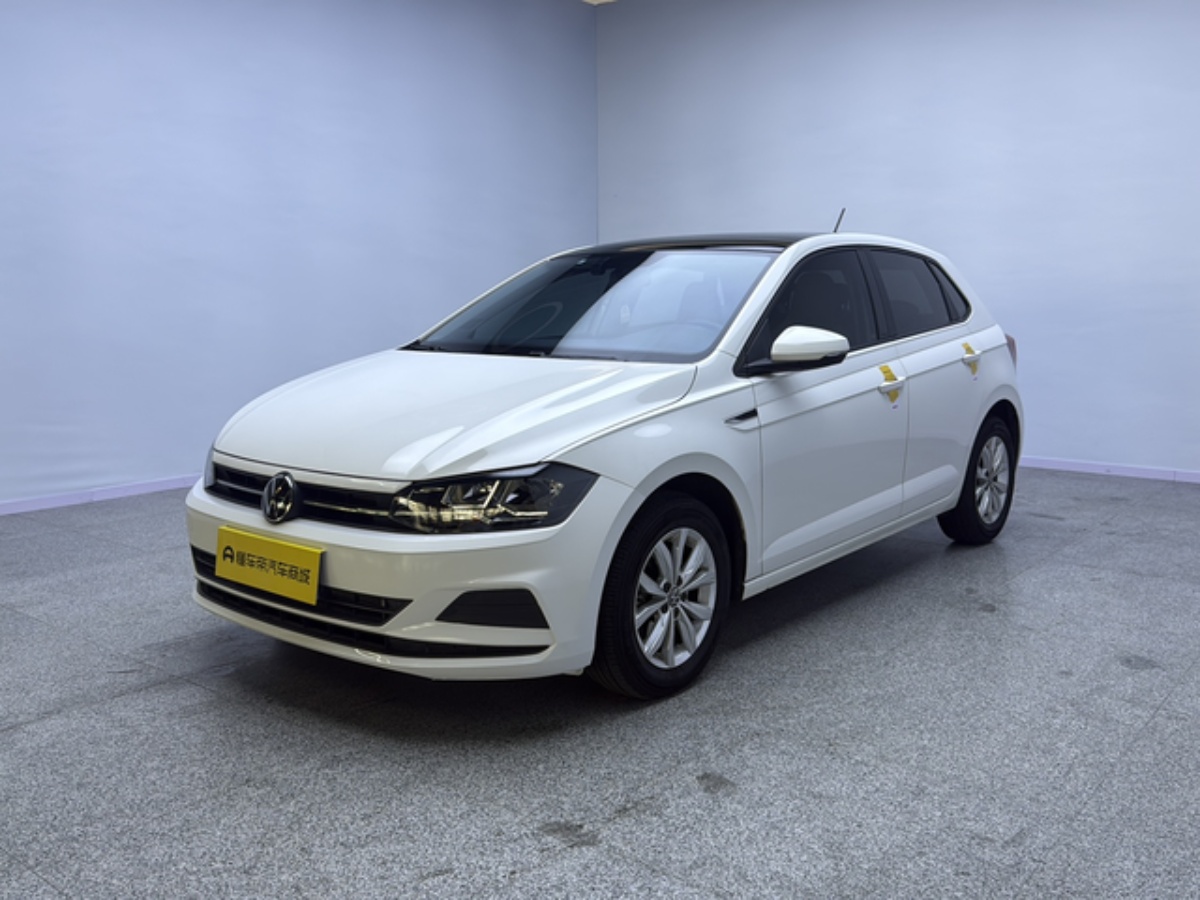 Volkswagen Polo 2021 car image 