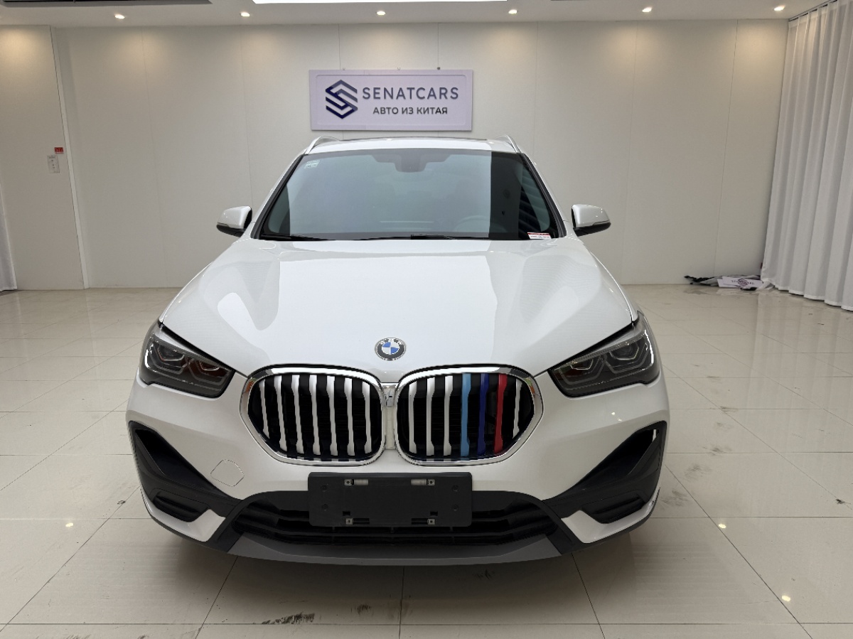 BMW X1 2021 car image #2