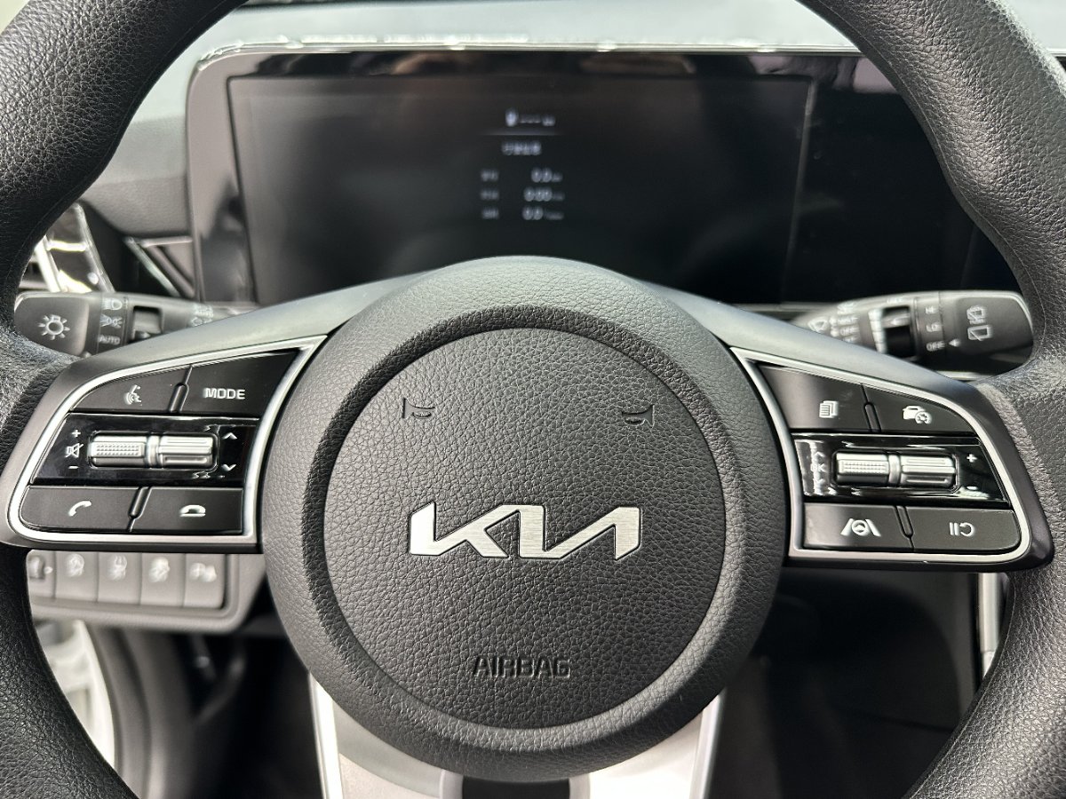 Kia Seltos 2023 #13 Kia Seltos 2023 car image #13