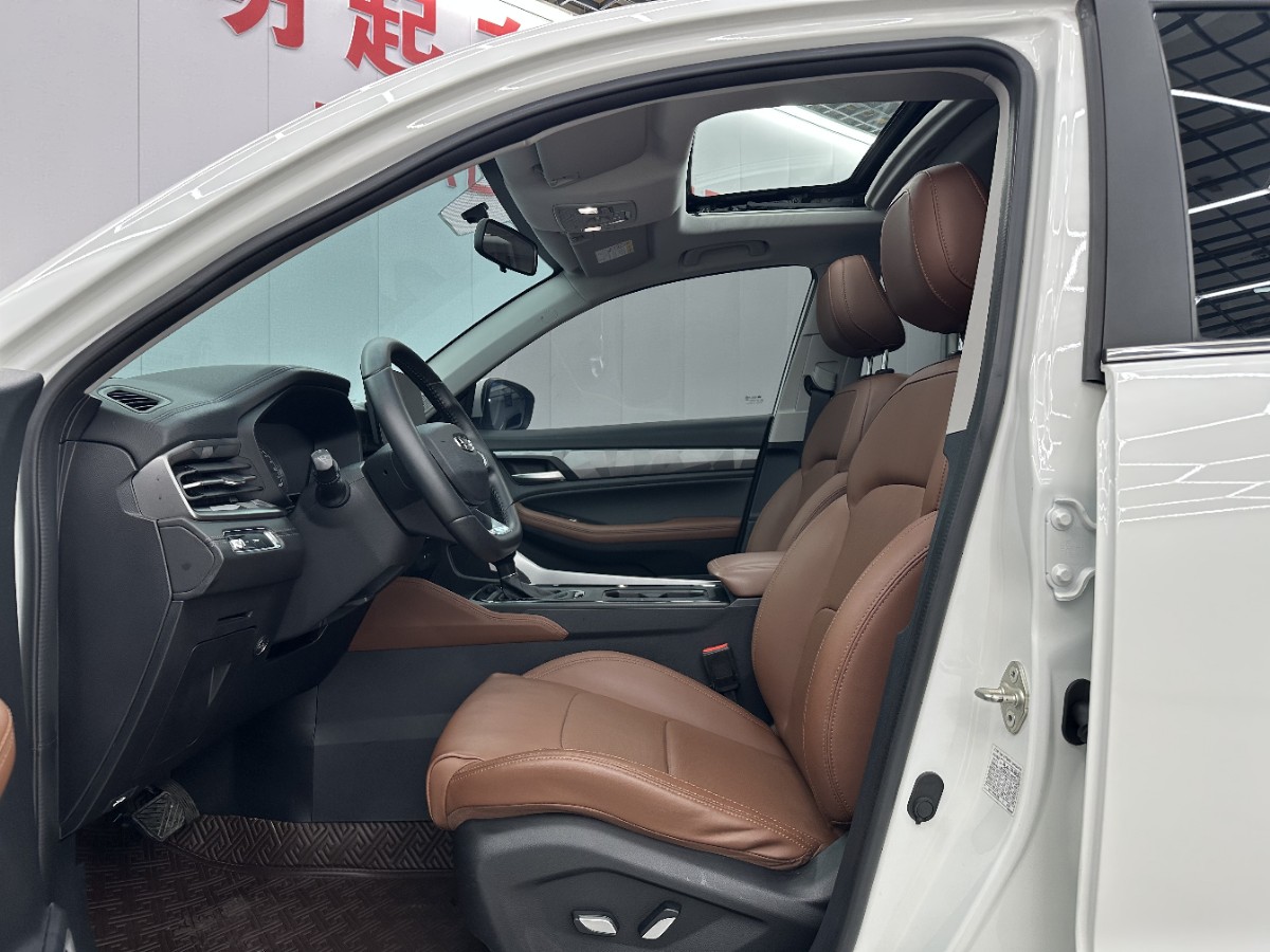 GEELY Vision X6 2023 #4 GEELY Vision X6 2023 car image #4
