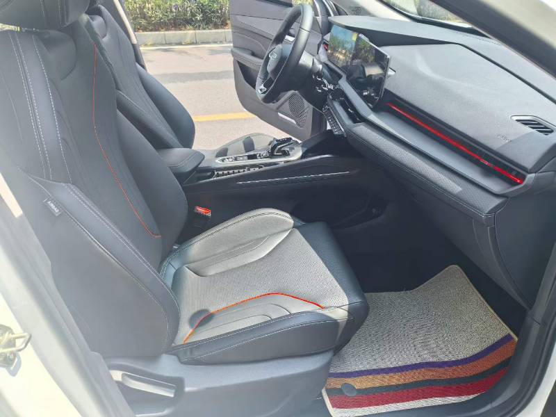 GEELY Binray 2024 #4 GEELY Binray 2024 car image #4