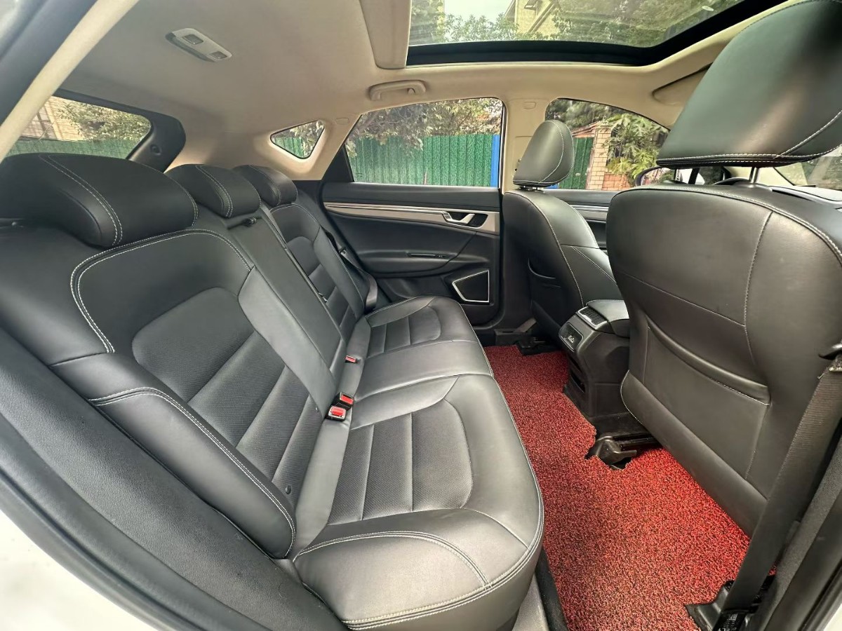 GEELY Emgrand GS 2019 car image #4