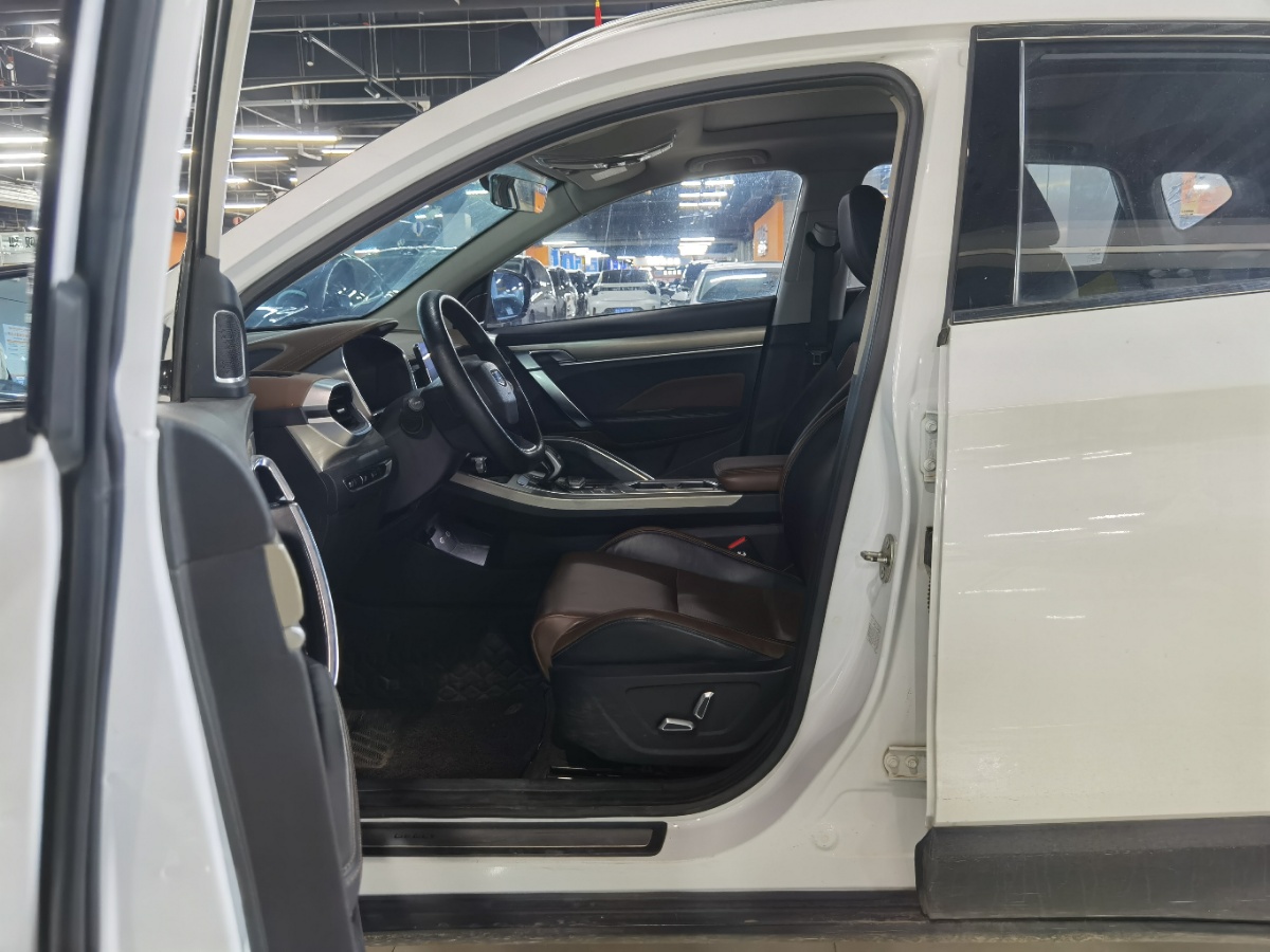 GEELY Coolray 2019 #6 GEELY Coolray 2019 car image #6
