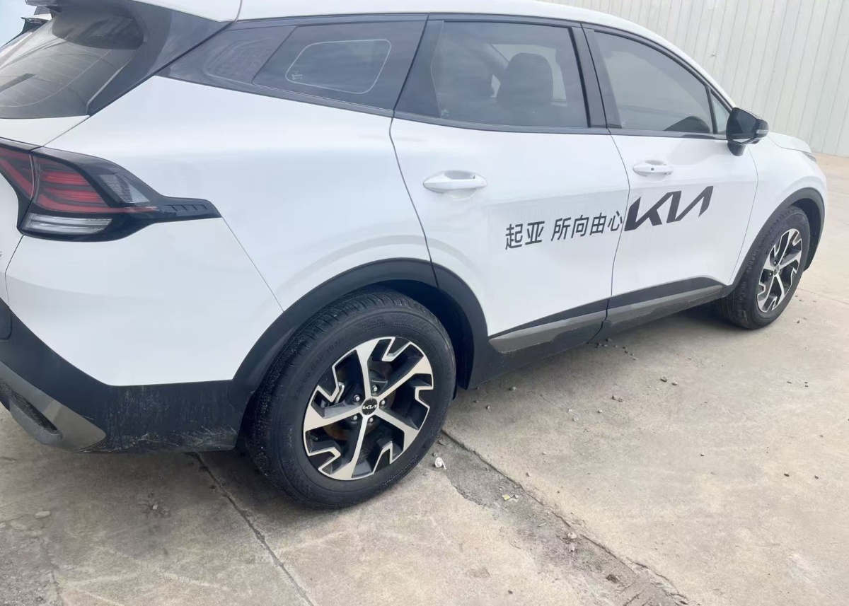 Kia Sportage 2025 car image #3