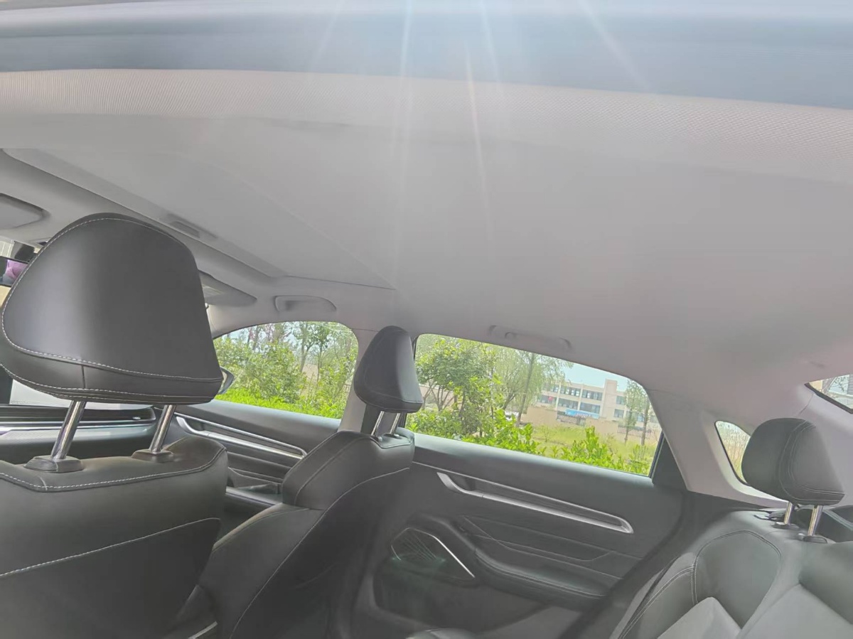 GEELY Emgrand 2023 car image #3