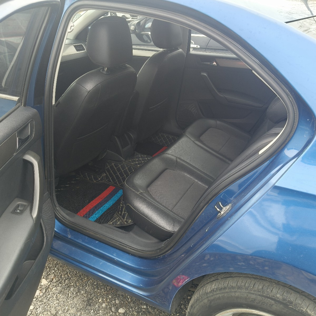 Volkswagen Santana 2014 car image #5