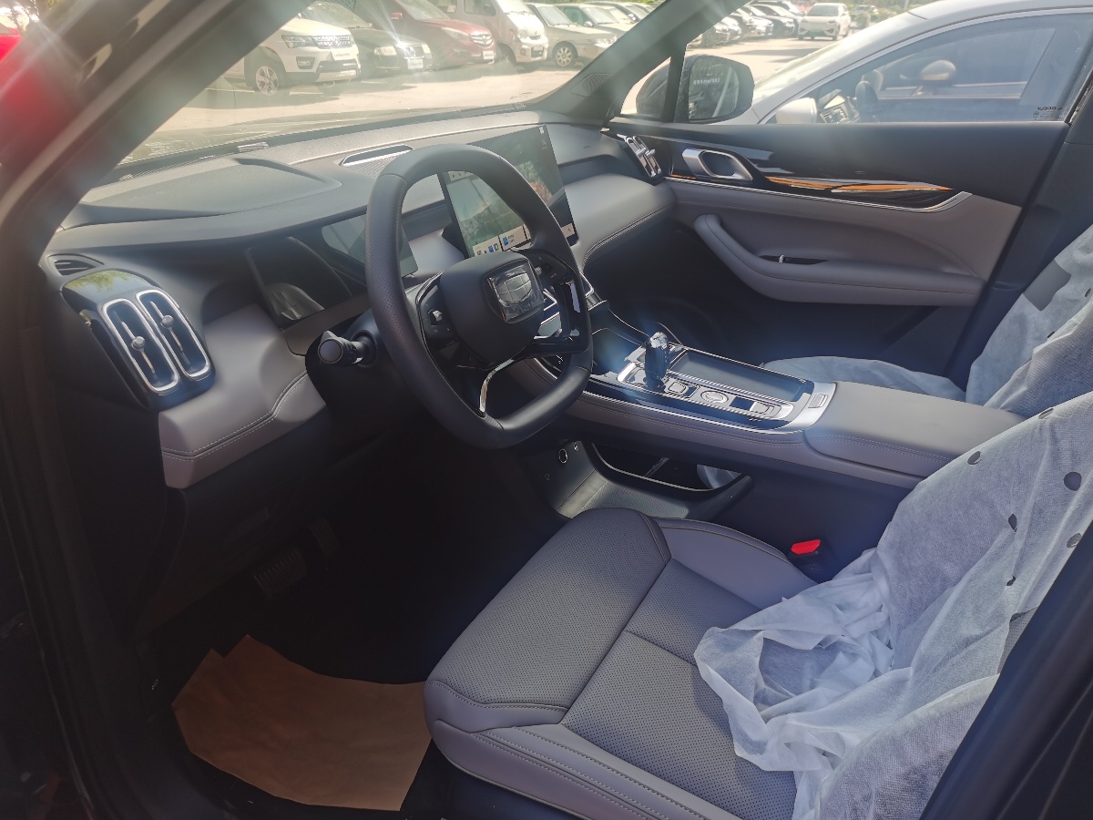 GEELY Boyue L 2026 #2 GEELY Boyue L 2026 car image #2