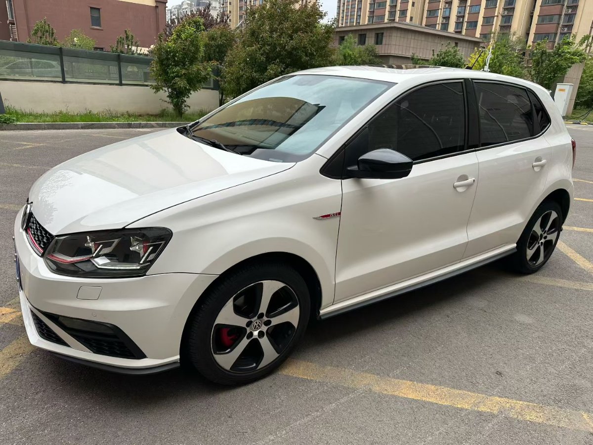 Volkswagen Polo 2018 Volkswagen Polo 2018 car image