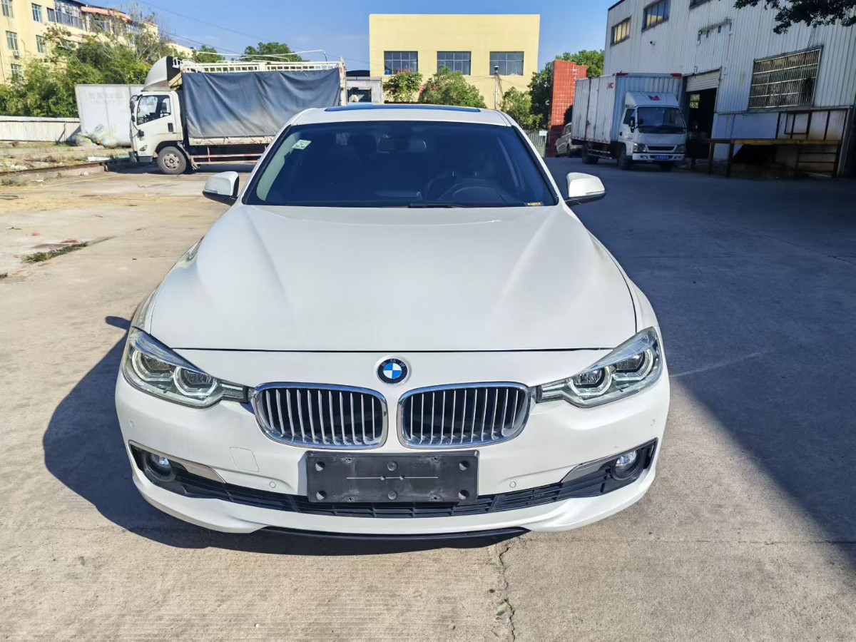 BMW 3 Series 2017 car image #2