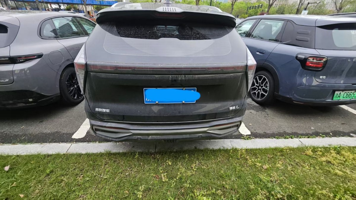 GEELY Boyue L 2023 car image #8